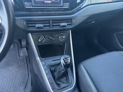 Volkswagen Polo 2023 · foto 11
