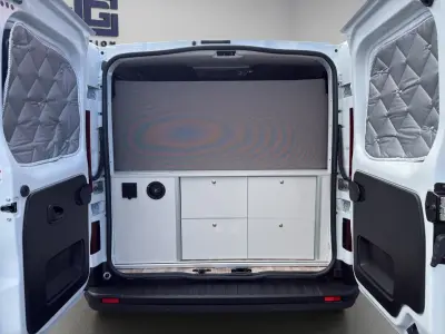 Renault Trafic 2023 · foto 18