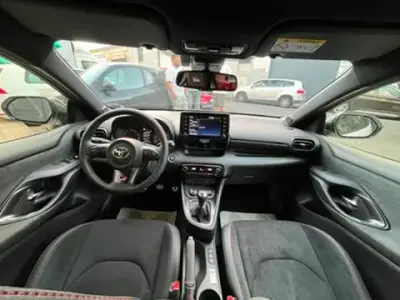 Toyota GR Yaris 2024 · foto 11