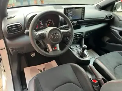 Toyota GR Yaris 2024 · foto 18