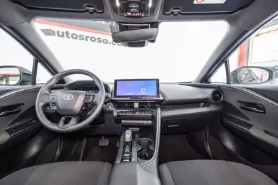 Toyota C-HR 2024 · foto 5