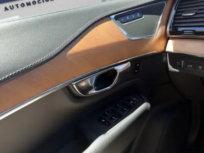 Volvo XC90 2021 · foto 15