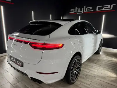 Porsche Cayenne Coupe 2023 · foto 4
