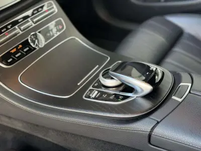 Mercedes-Benz Clase E 2018 · foto 9