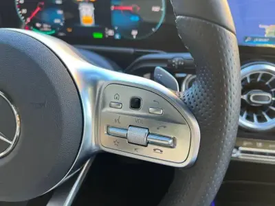 Mercedes-Benz EQA 2022 · foto 12