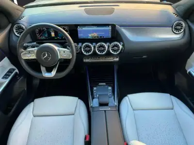 Mercedes-Benz EQA 2022 · foto 10