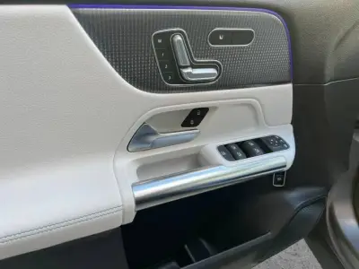 Mercedes-Benz EQA 2022 · foto 16
