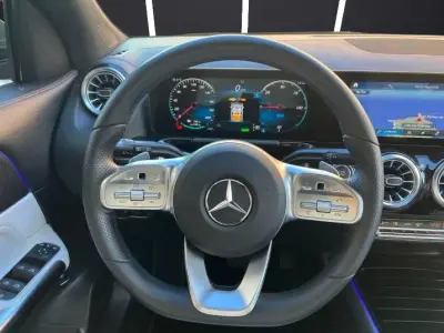Mercedes-Benz EQA 2022 · foto 11