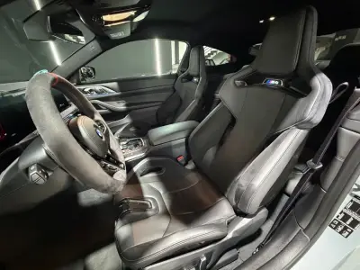 BMW M4 2024 · foto 7