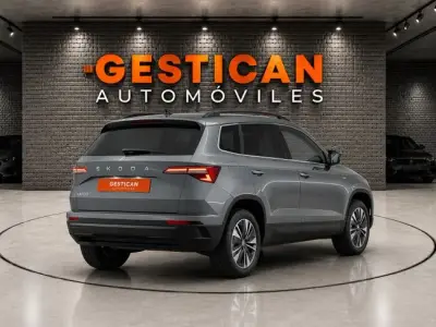 Škoda Karoq 2023 · foto 4