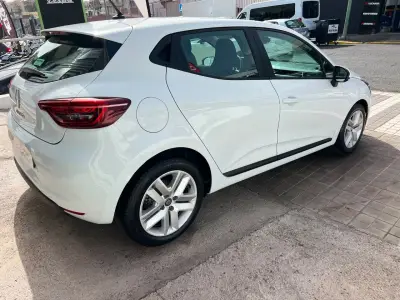 Renault Clio 2022 · foto 3