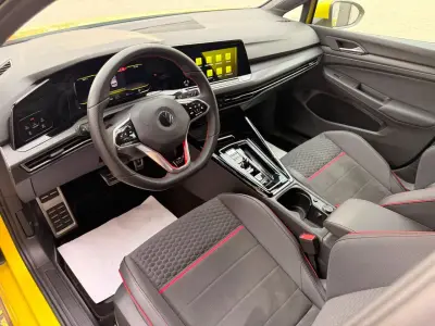 Volkswagen Golf GTI 2022 · foto 4