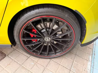 Volkswagen Golf GTI 2022 · foto 11