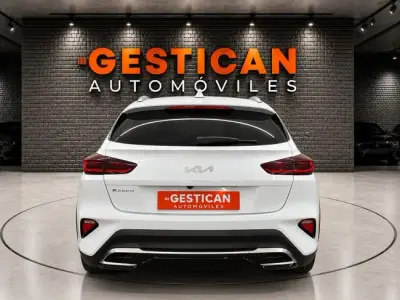 KIA Xceed 2024 · foto 5
