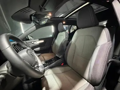 Volvo XC40 2023 · foto 11