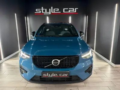 Volvo XC40 2023 · foto 2