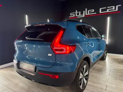 Volvo XC40 2023 · foto 4