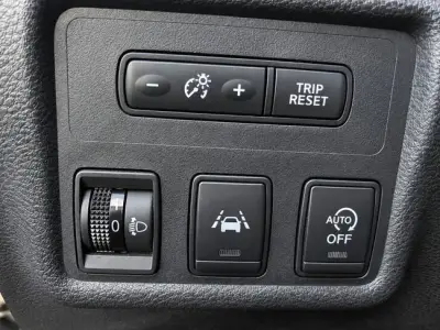 Nissan Micra 2017 · foto 8