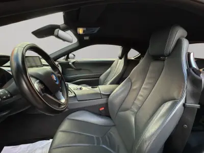 BMW i8 2017 · foto 10
