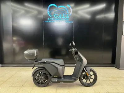 Vmoto E-Max 120 L 2025 en Gran Canaria · CEC