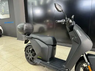 Vmoto E-Max 120 L 2025 · foto 5