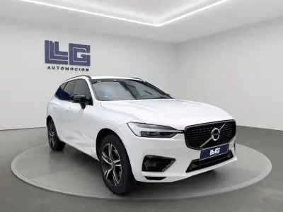 Volvo XC60 2021 · foto 3