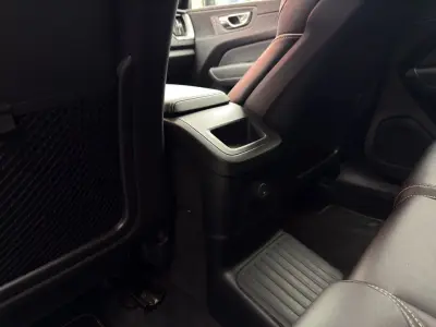Volvo XC60 2021 · foto 20