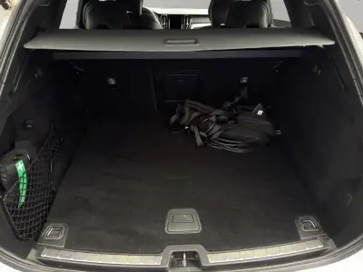Volvo XC60 2021 · foto 17