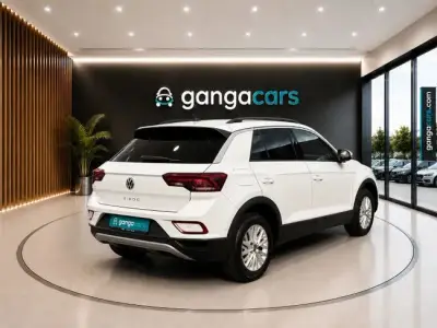 Volkswagen T-Roc 2023 · foto 7