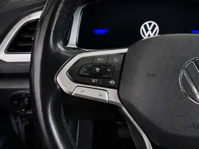Volkswagen T-Roc 2023 · foto 8