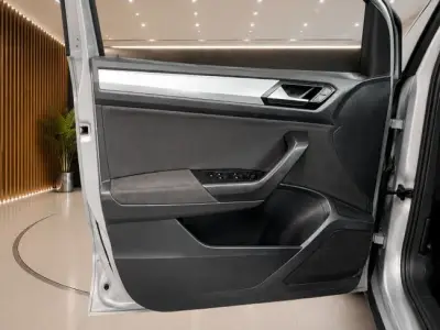 Volkswagen T-Roc 2023 · foto 17