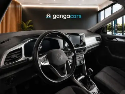 Volkswagen T-Roc 2023 · foto 10