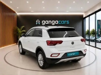 Volkswagen T-Roc 2023 · foto 5