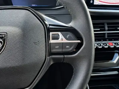 Peugeot 208 2026 · foto 10