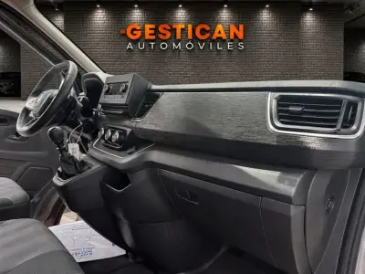Renault Trafic 2023 · foto 9