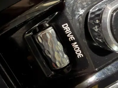 Volvo XC60 2021 · foto 6