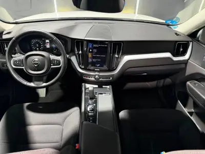 Volvo XC60 2021 · foto 5