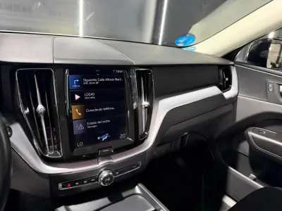 Volvo XC60 2021 · foto 10