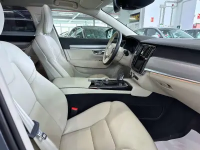 Volvo S90 2019 · foto 13