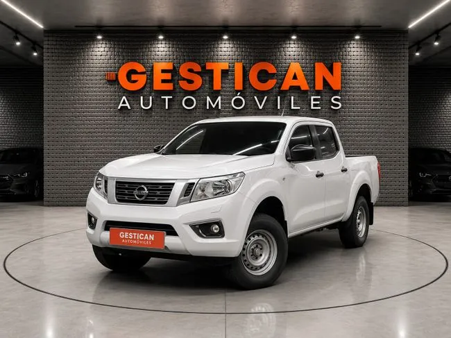 Nissan Navara (Frontier) 2022 en 4 islas · CEC