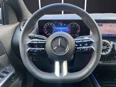 Mercedes-Benz GLA 2024 · foto 11