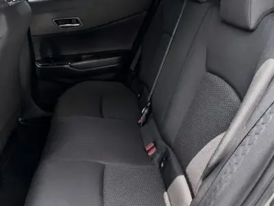 Toyota C-HR 2018 · foto 13