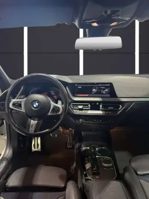 BMW Serie 1 2023 · foto 8