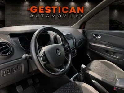 Renault Captur 2020 · foto 6