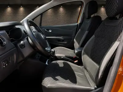 Renault Captur 2020 · foto 8