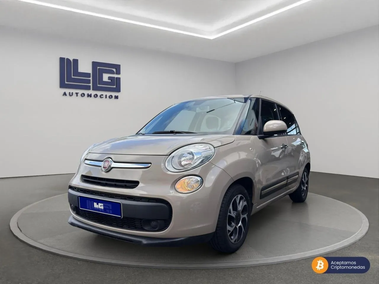Fiat 500L 2016 en 3 islas · CEC