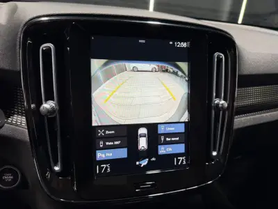Volvo XC40 2021 · foto 14