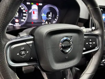 Volvo XC40 2021 · foto 6