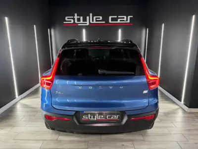 Volvo XC40 2021 · foto 3
