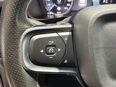 Volvo XC40 2021 · foto 10